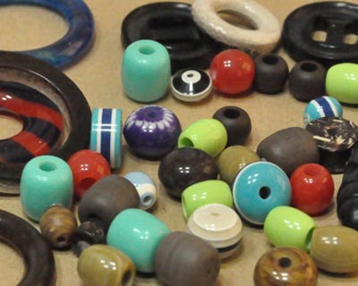 polyester-beads,-rings,-toggles